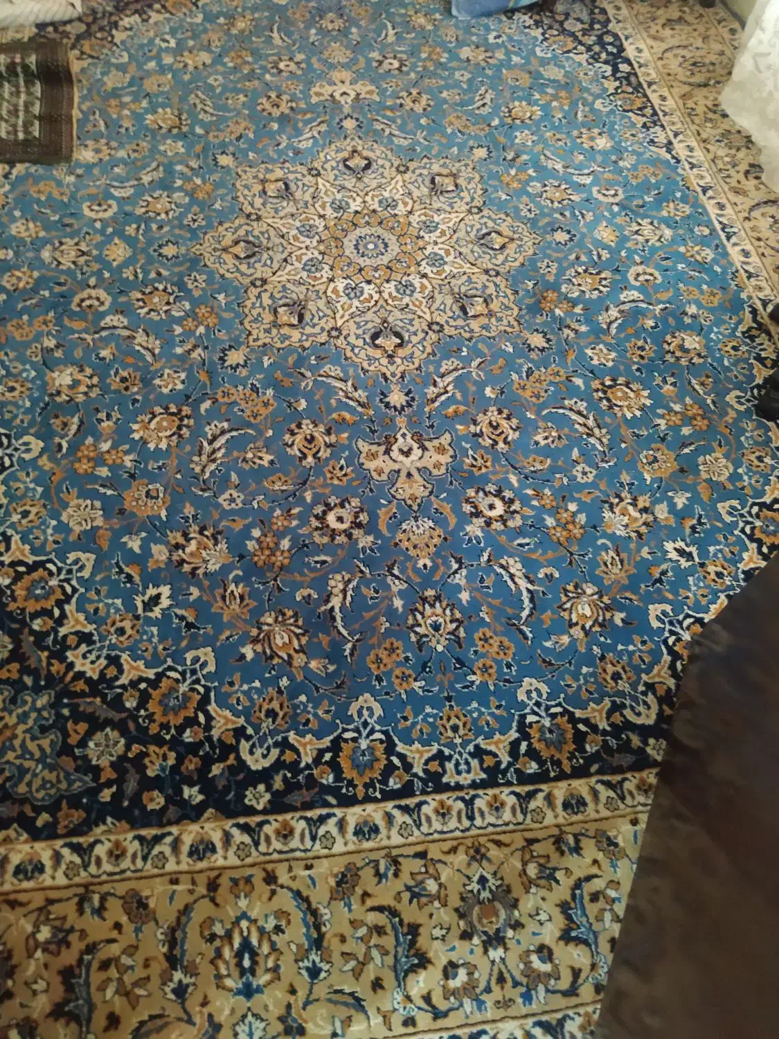 چندتافرش کارکرده تمیز|فرش|همدان, |دیوار