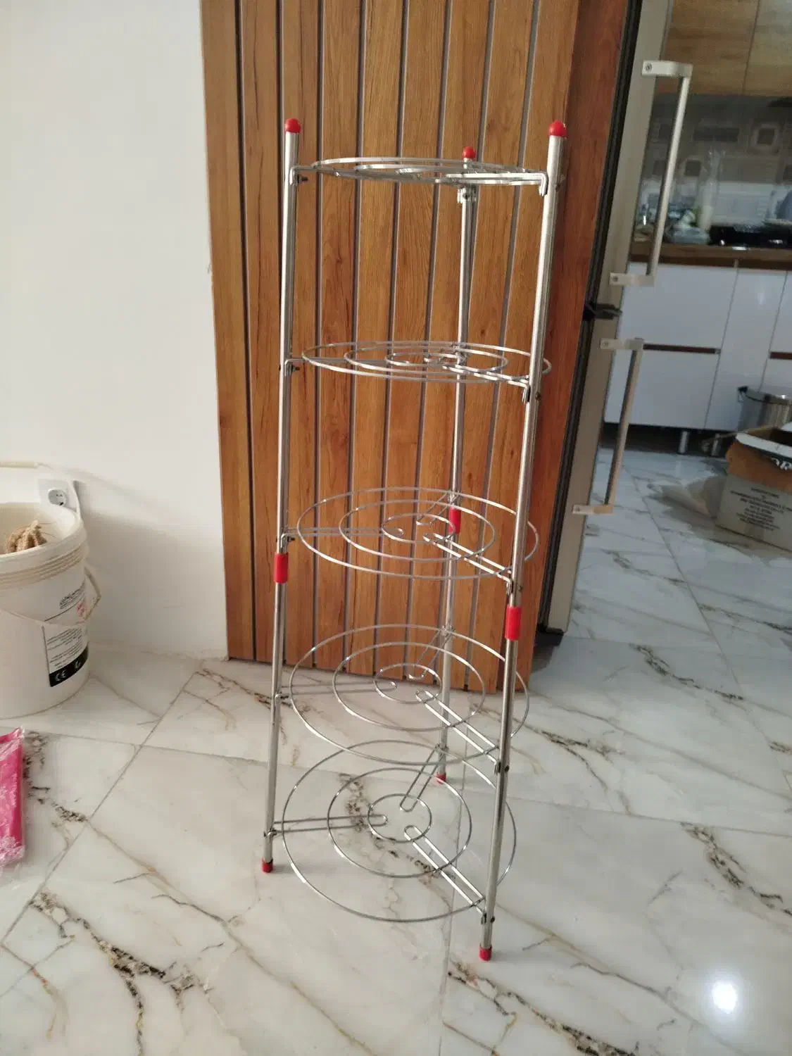 جا قابلمه ای|آب‌چکان و نظم‌دهنده ظروف|اراک, |دیوار