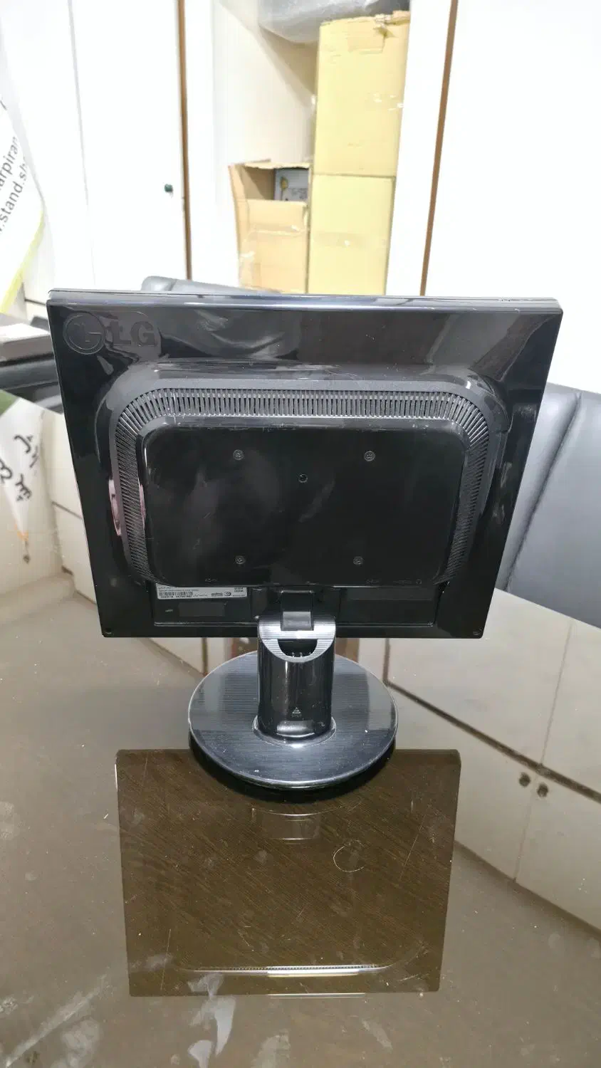 مانیتور ۱۷ اینچ بلندگو دار lg مدل l1754sm|قطعات و لوازم جانبی رایانه|تهران, ایرانشهر|دیوار