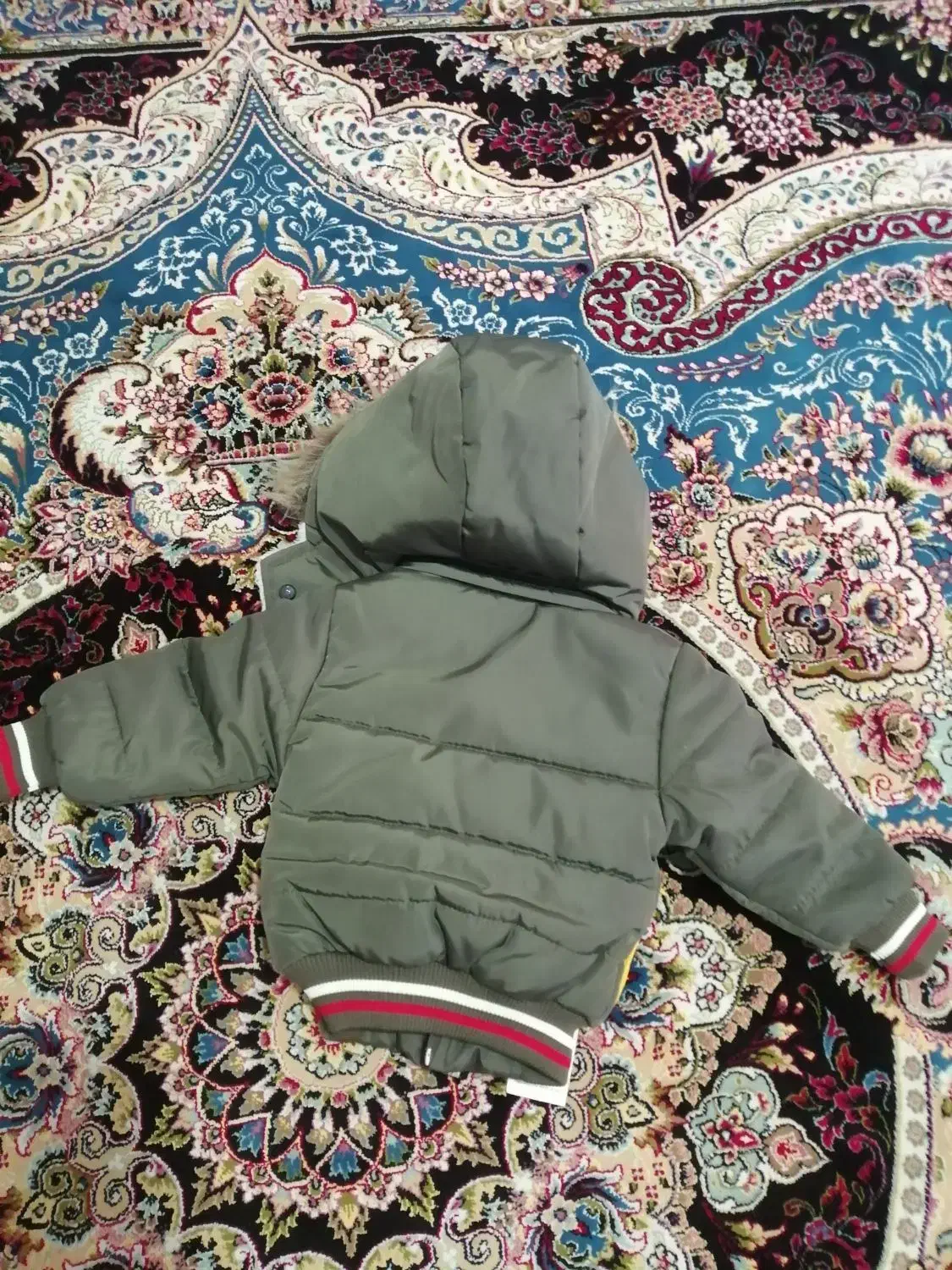 کاپشن پسرانه|کفش و لباس بچه|پاکدشت, پاکدشت (مامازند)|دیوار