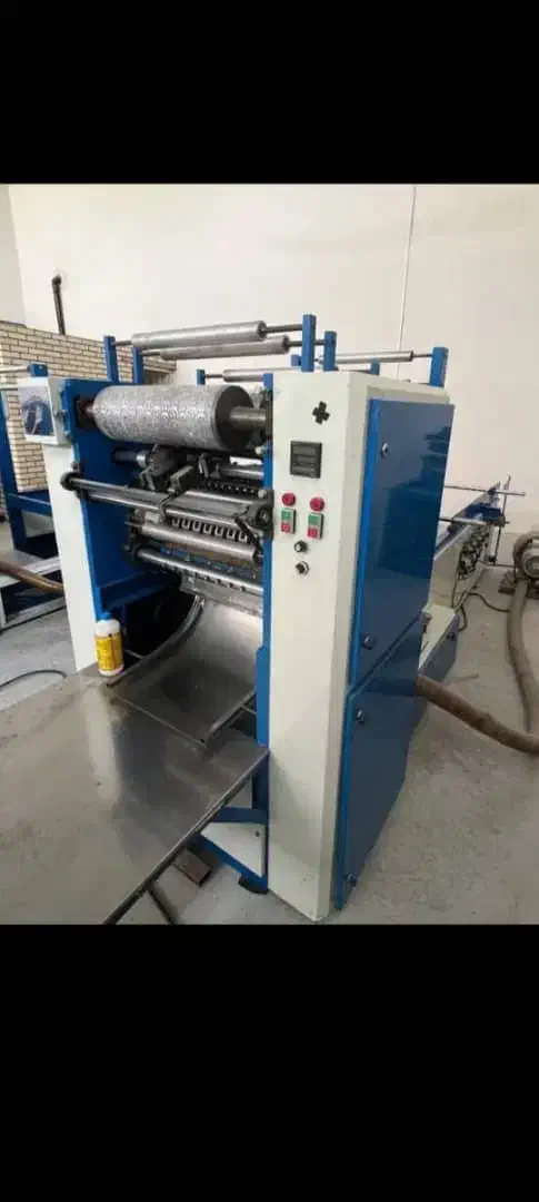 دستگاه دستمال کاغذی و سفره ۳کاره|ماشین‌آلات صنعتی|زنجان, |دیوار