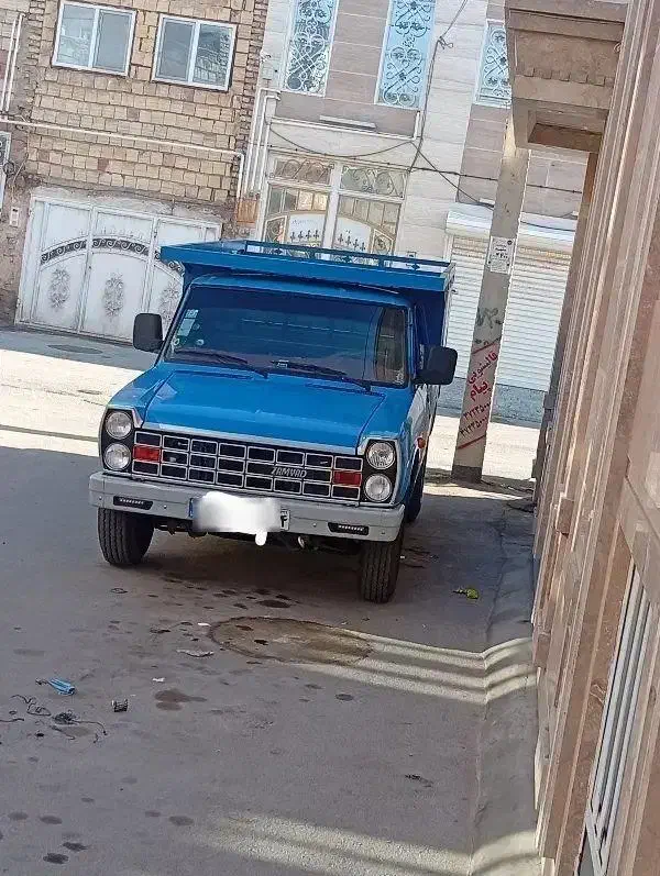 نیسان 1403|خودرو سواری و وانت|یزد, |دیوار