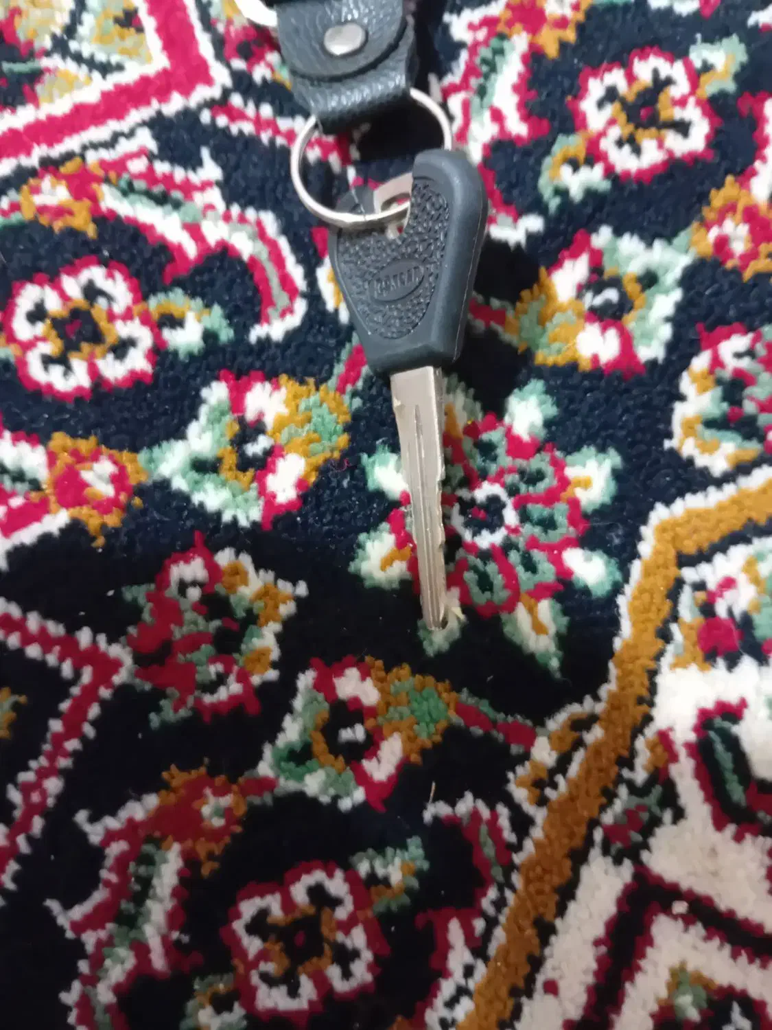 ریموت گم شده پراید شهرک اندیشه|اشیا|همدان, |دیوار