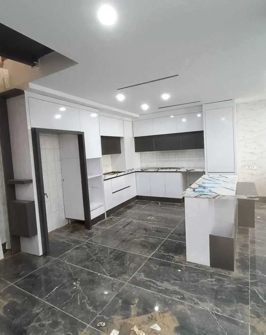 نصاب کابینت .کمد دیواری . تخت تاشو.پارتیشن|خدمات پیشه و مهارت|محمدشهر, همایون ویلا|دیوار