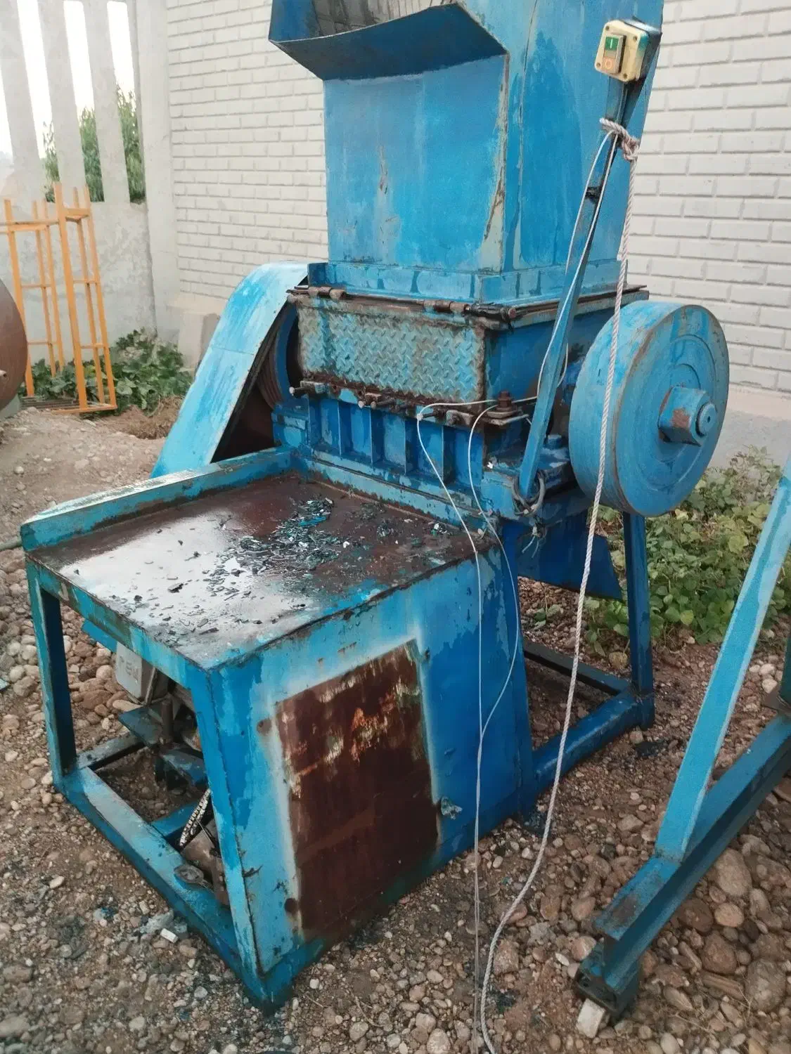 آسیاب پلاستیک|ماشین‌آلات صنعتی|اندیمشک, |دیوار