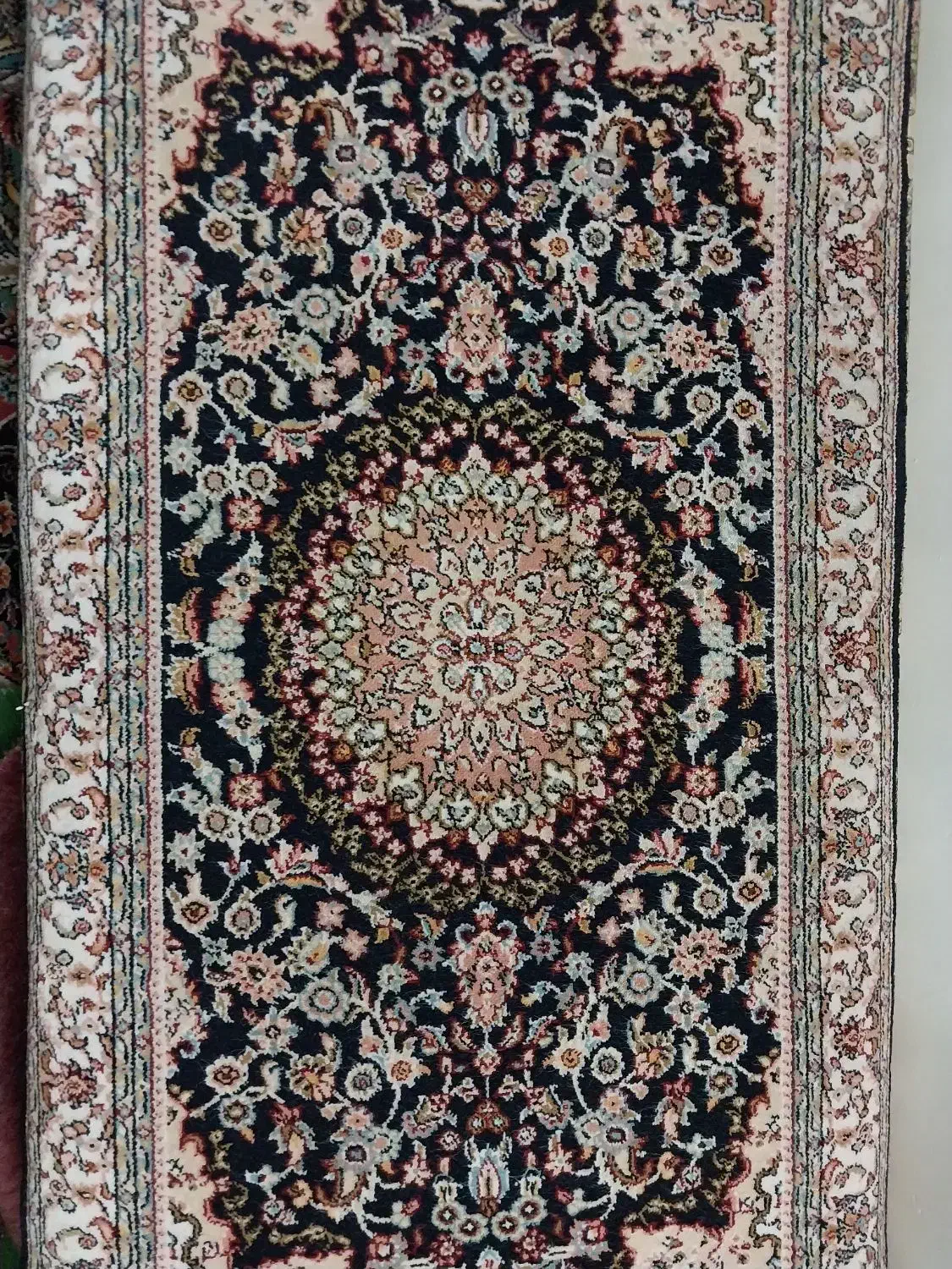 پشتی|پشتی|همدان, |دیوار