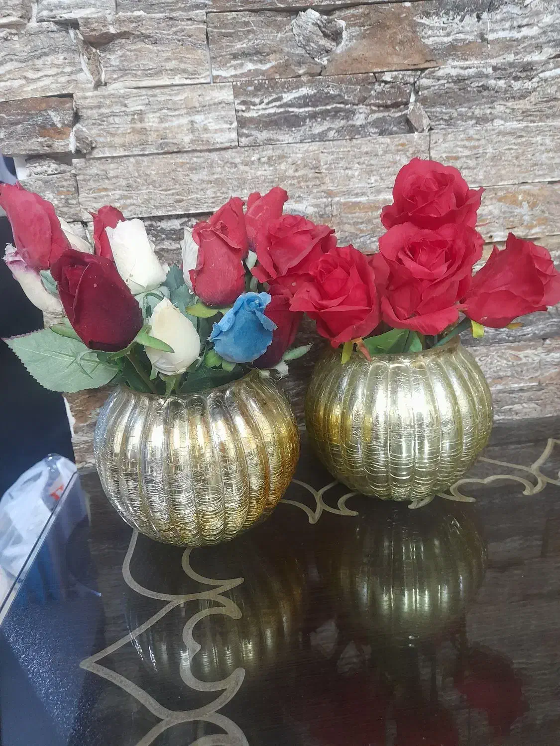 ۲ تا گلدان با گل|گل مصنوعی|فردیس, شهرک ارم|دیوار