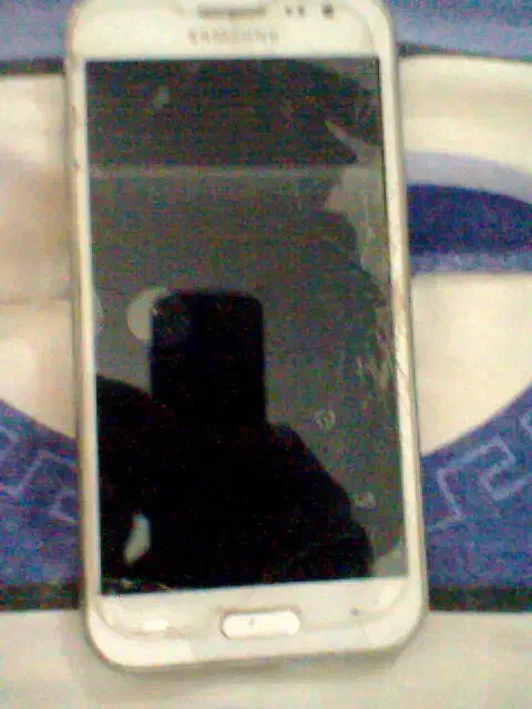 گوشی سامسونگJ200F/DS|موبایل|پاکدشت, شهرک امام رضا|دیوار