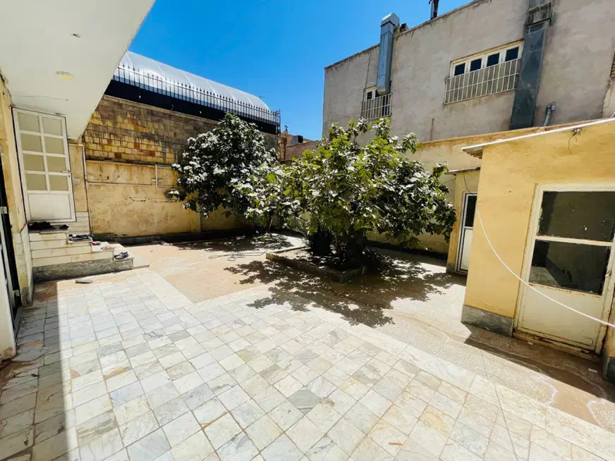 ویلایی ۲۰۲ متر صفائیه قدیمی سند ۶ دانگ|فروش خانه و ویلا|قم, صفائیه|دیوار