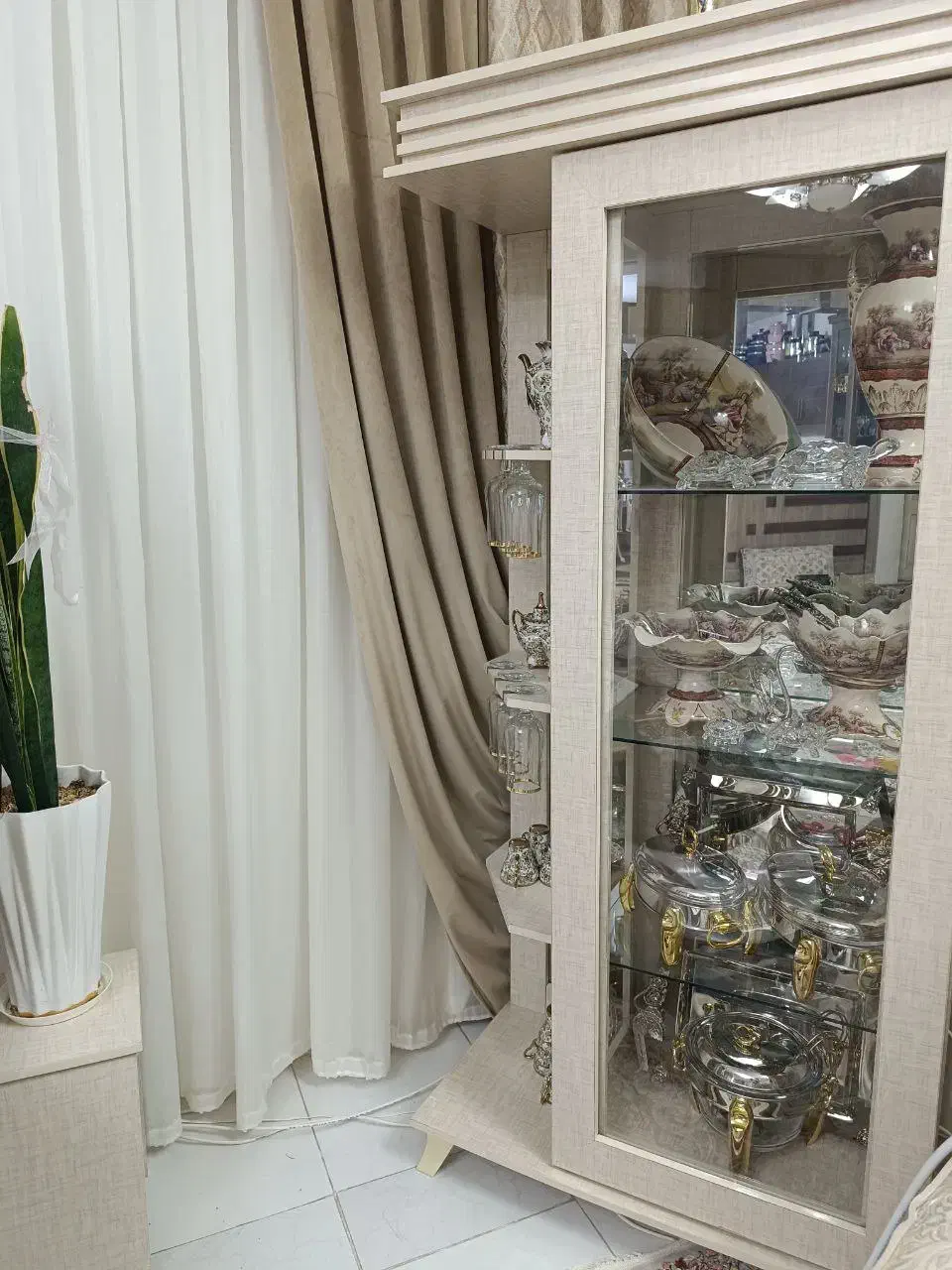 گنجه قیمت مناسب نو نو|بوفه، ویترین، کنسول|تربت‌حیدریه, بهزیستی|دیوار