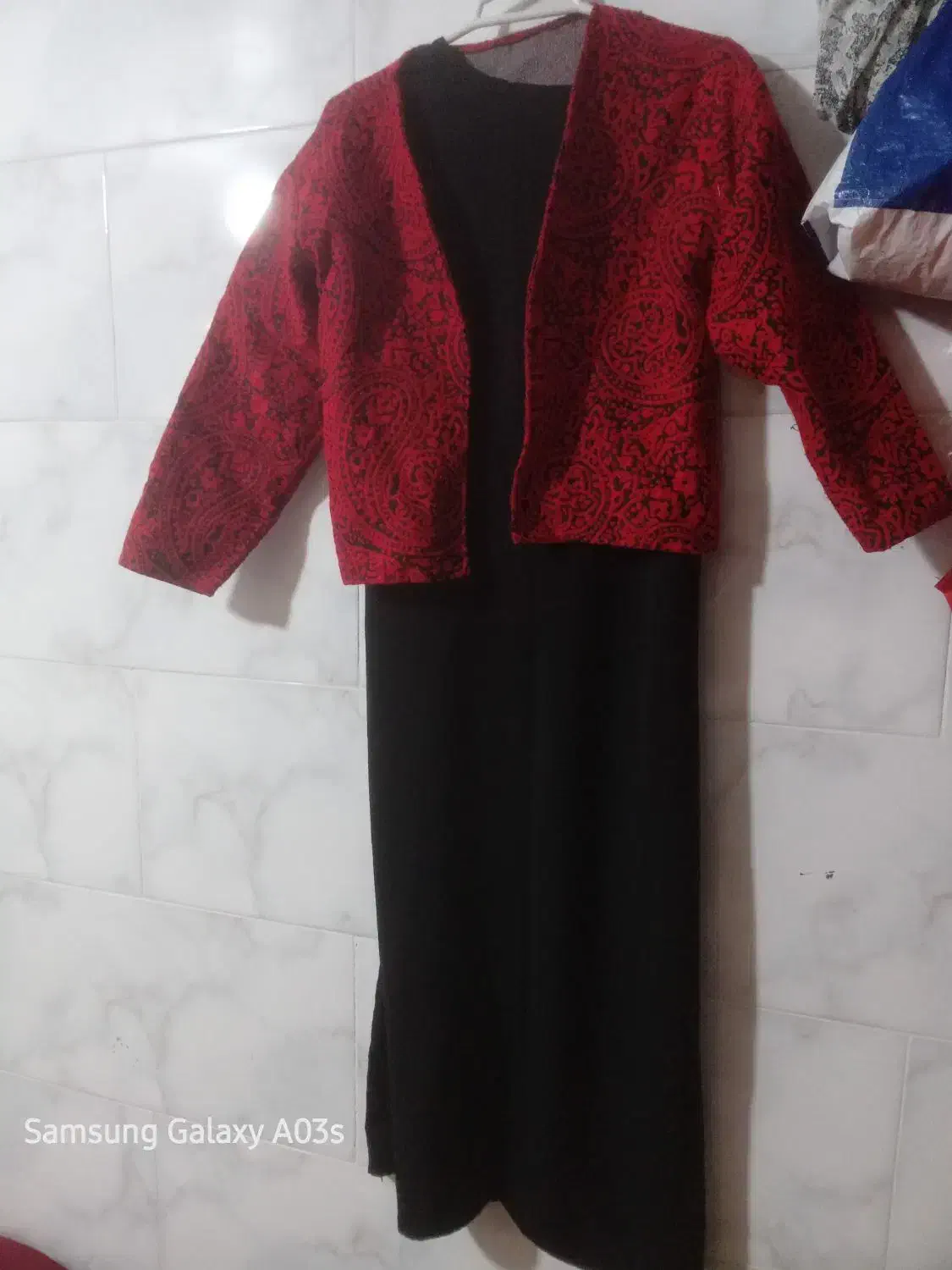 تعدادی لباس نوودرحدنو|لباس|سیرجان, |دیوار