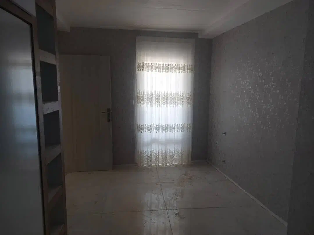 رهنواجارهمغازه۲۴متر(حراف)|اجارهٔ مغازه و غرفه|شیراز, لاله|دیوار