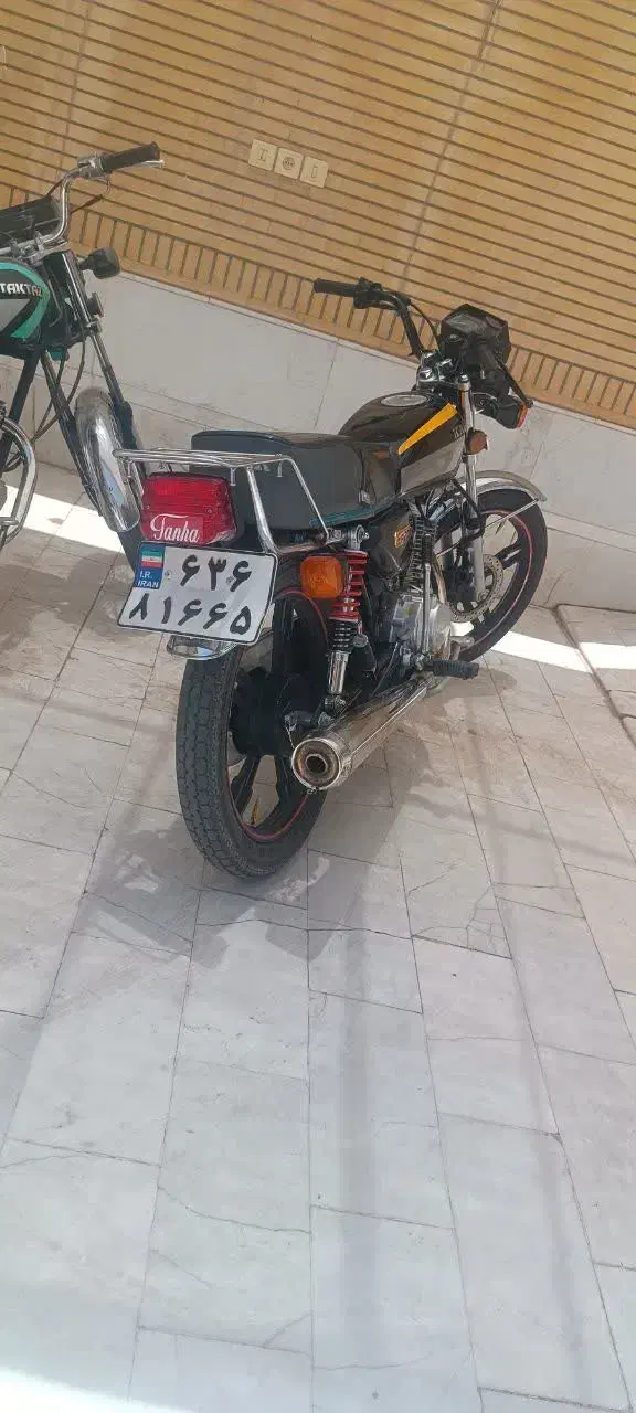 موتورسیکلت 200کویر|موتورسیکلت|کاشان, شهدا|دیوار