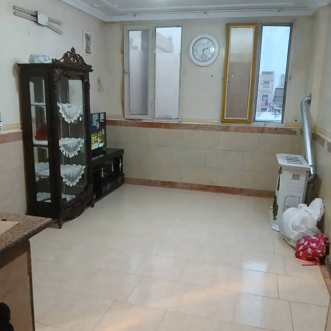 واحد ۴۱ متری خوش نقشه در باقرشهر|فروش آپارتمان|باقرشهر, |دیوار