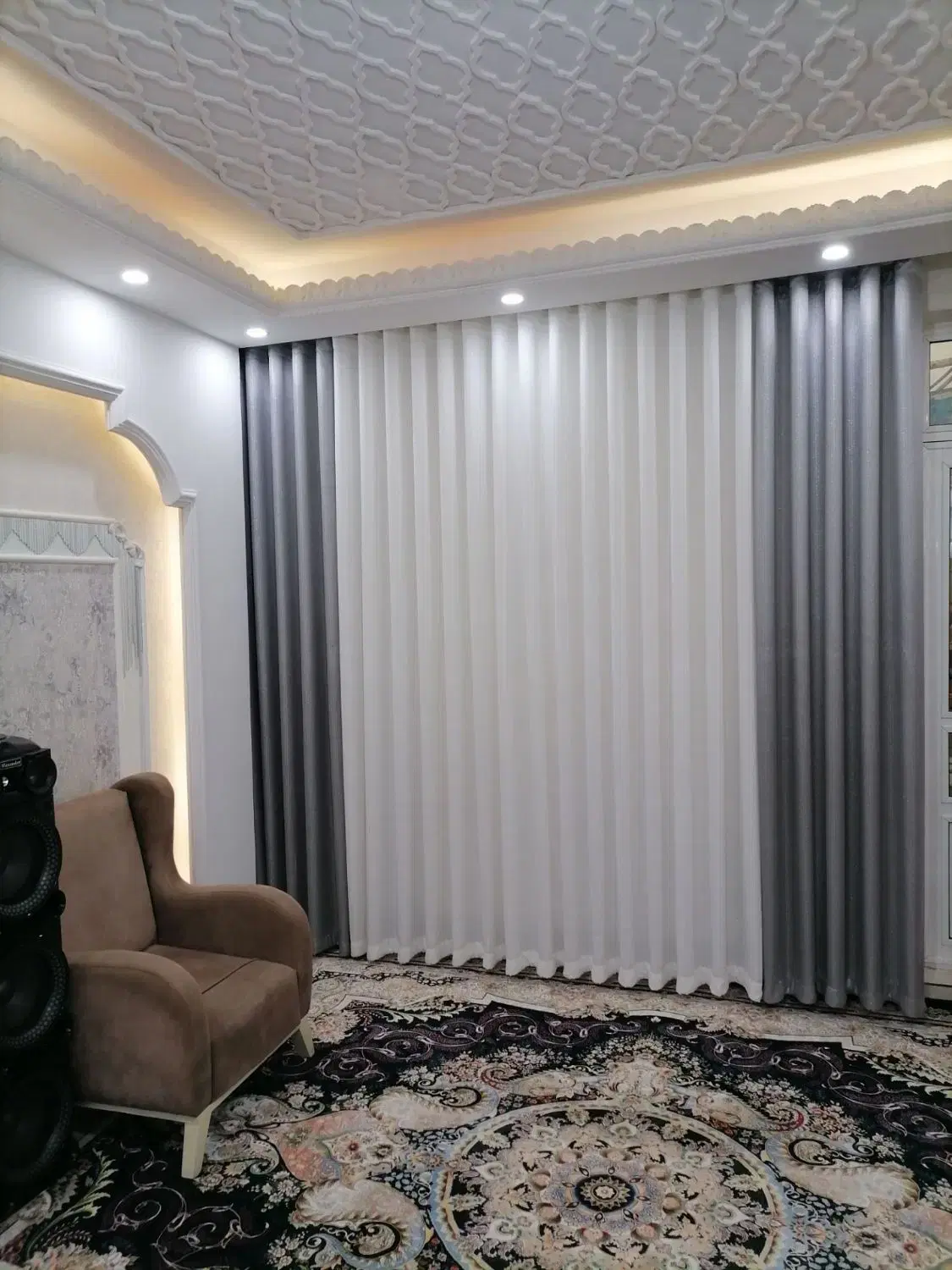 نصب پرده و لوستر و ....|پرده، رانر، رومیزی|تهران, فردوس|دیوار
