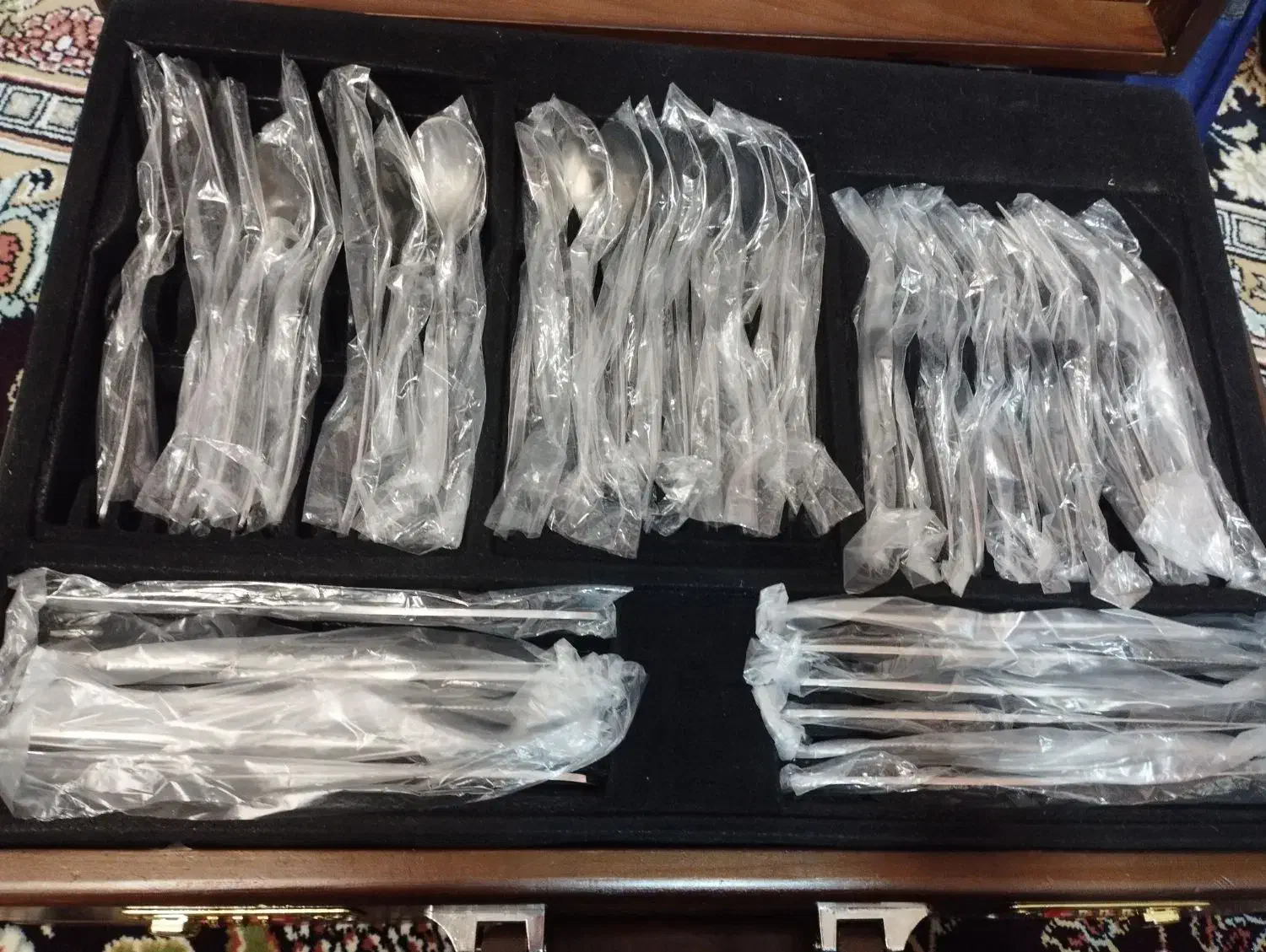 سرویس قاشق چنگال 12نفره استیل ژاپن|ظروف سرو و پذیرایی|قم, پردیسان|دیوار