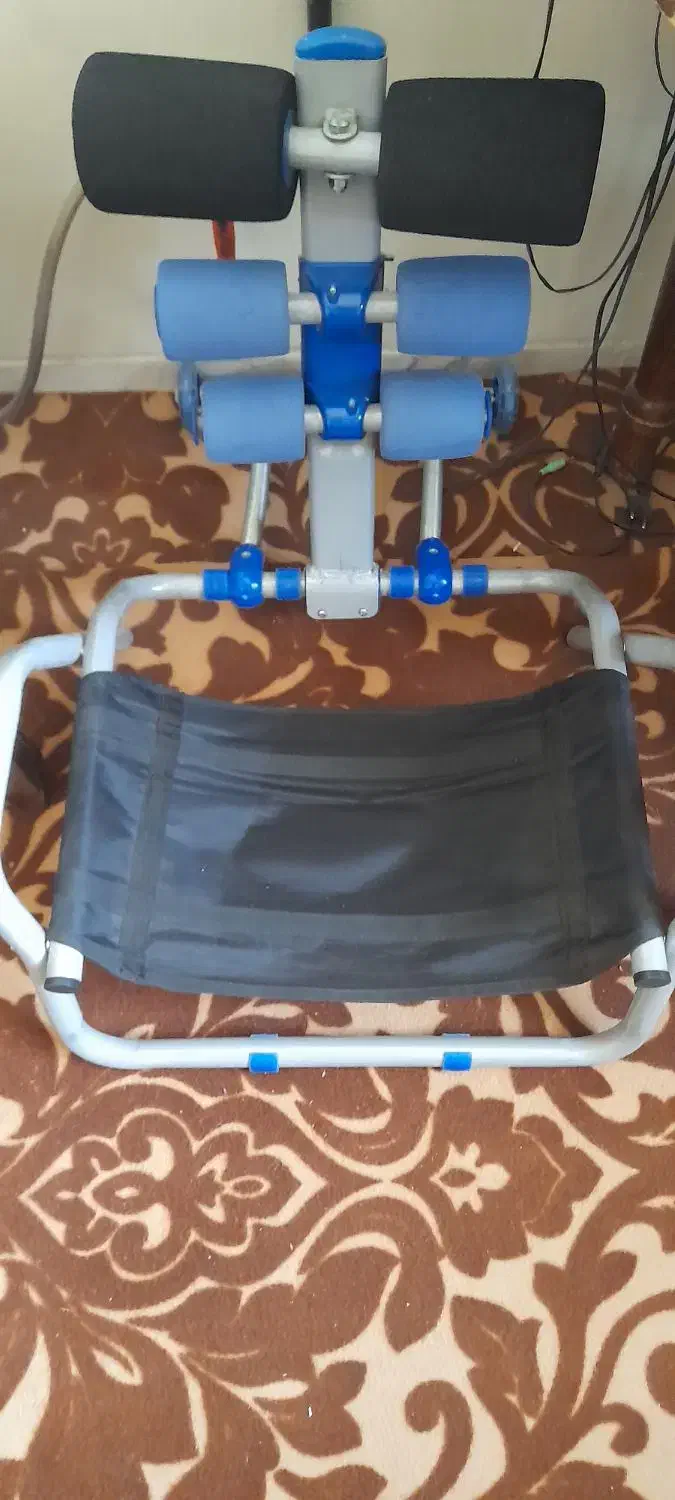 دستگاه ورزشی خانگی در حد نو قیمت ۲۵۰۰۰۰۰|تجهیزات ورزشی|اسدآباد, |دیوار