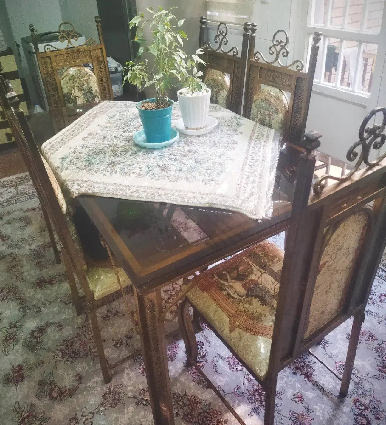 میز غذاخوری فرفورژه 6 نفره در حد نو|میز و صندلی غذاخوری|قم, شاه ابراهیم|دیوار