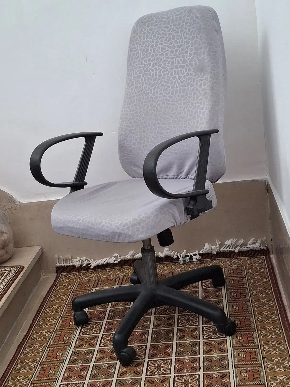 صندلی چرخ دار|صندلی و نیمکت|دورود, |دیوار