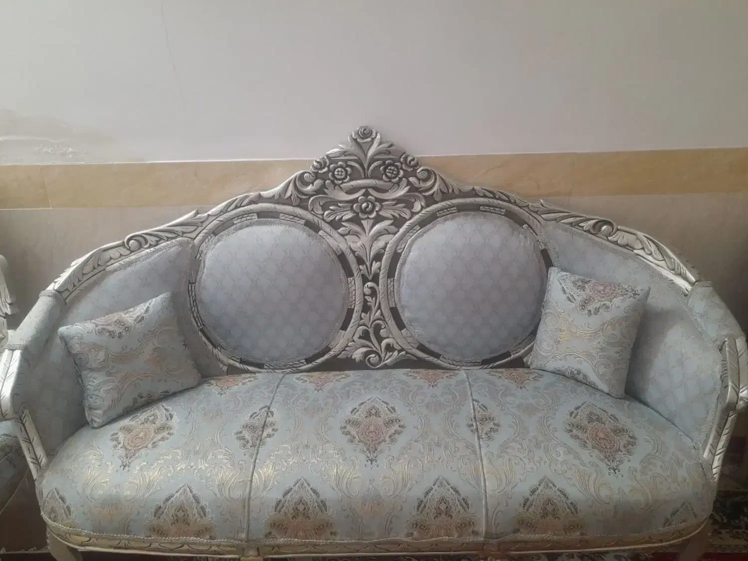 مبل سلطنتی|مبلمان خانگی و میز عسلی|قم, عربستان|دیوار