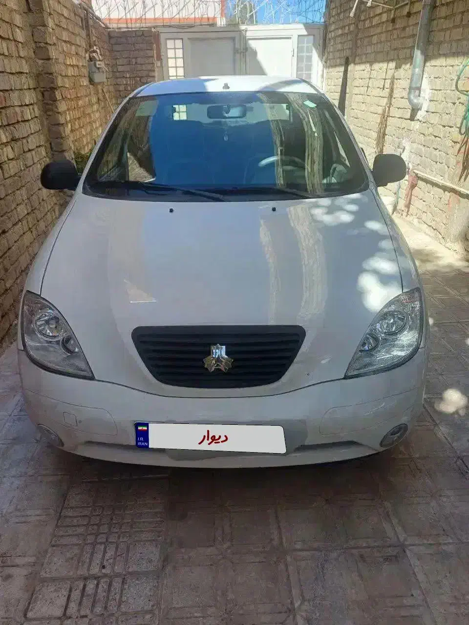 تیبا مدل ۹۷|خودرو سواری و وانت|شیراز, شهرک گلستان|دیوار