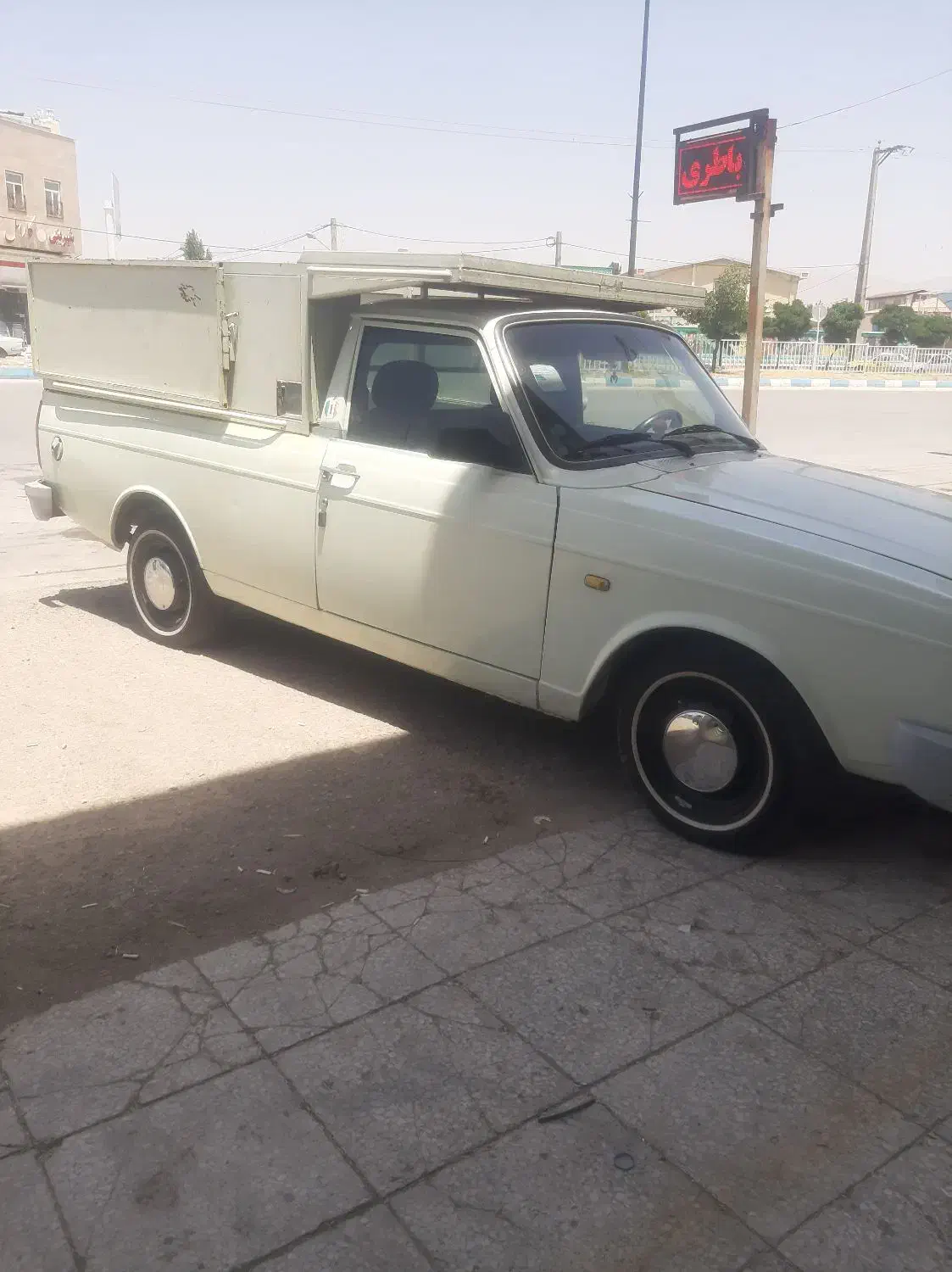 پیکان‌وانت‌‌‌ی‌تیکه‌رنگ‌گلگیر‌جلو‌‌یکم‌لیسه‌گیر|خودرو سواری و وانت|ساوه, |دیوار