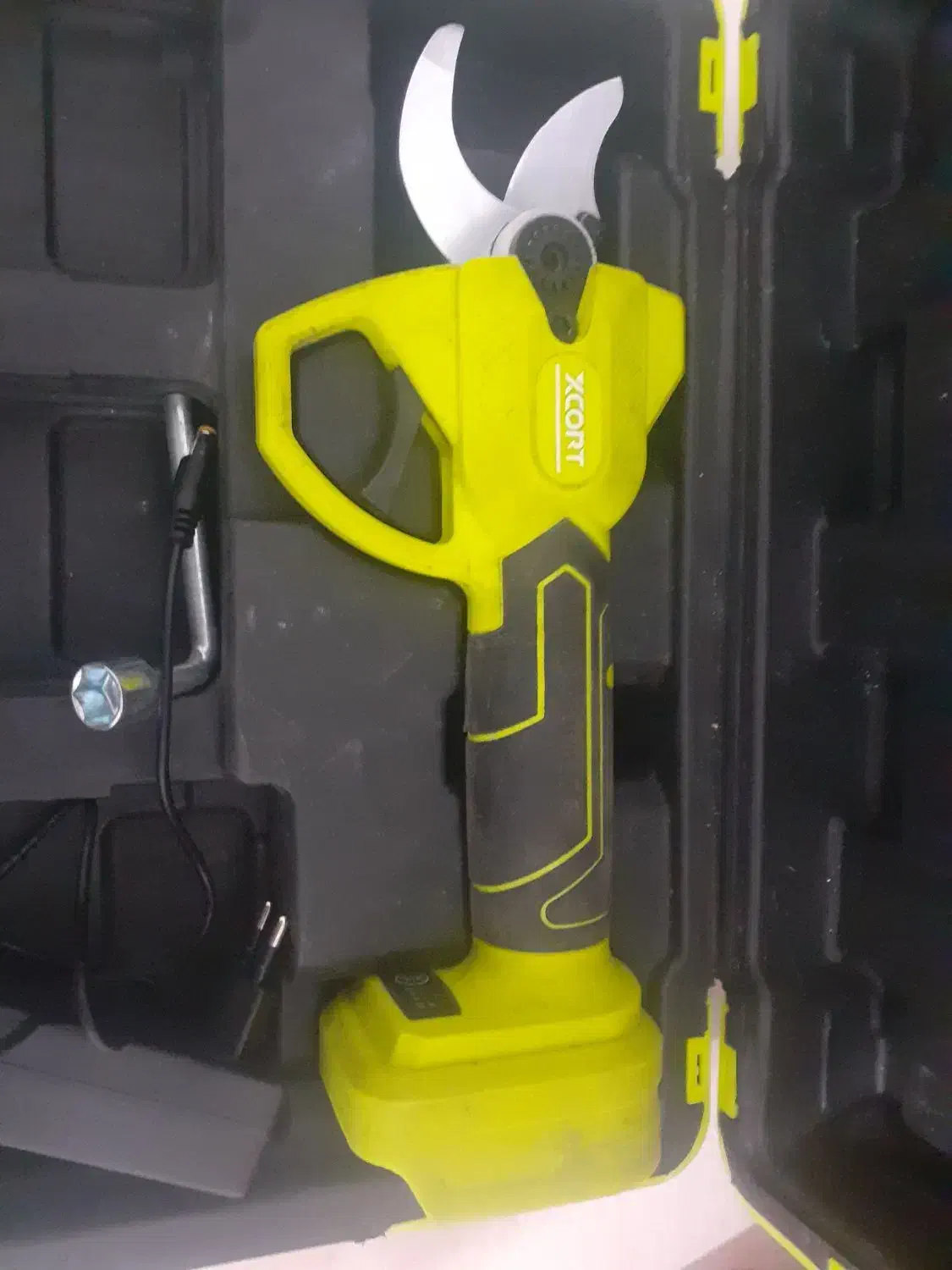 قیچی شارژی|ابزارآلات|سلماس, |دیوار