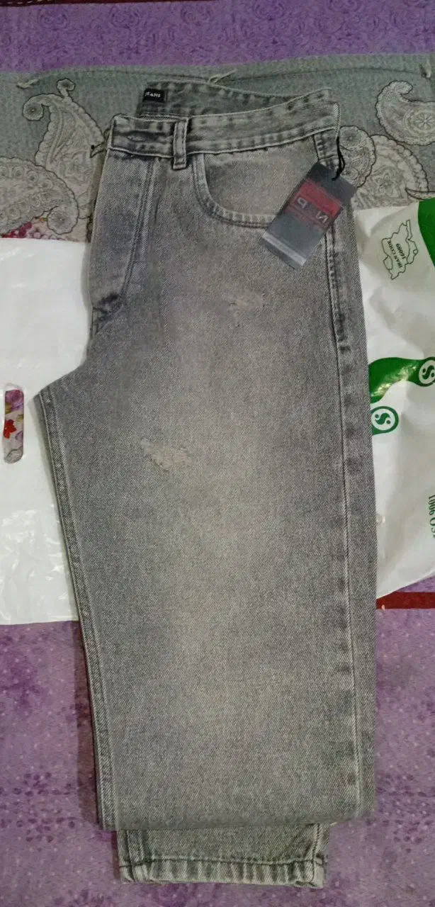 شلوار جین اصلی  و کتونی ادیداس سامبا و ی هودی نایک|لباس|یزد, |دیوار