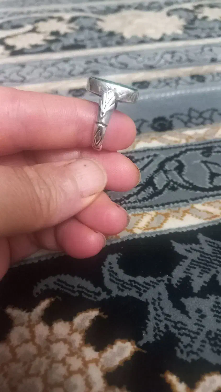 انگشتر من 40ساله دارم با نوشته|کلکسیون اشیاء عتیقه|صفادشت, |دیوار