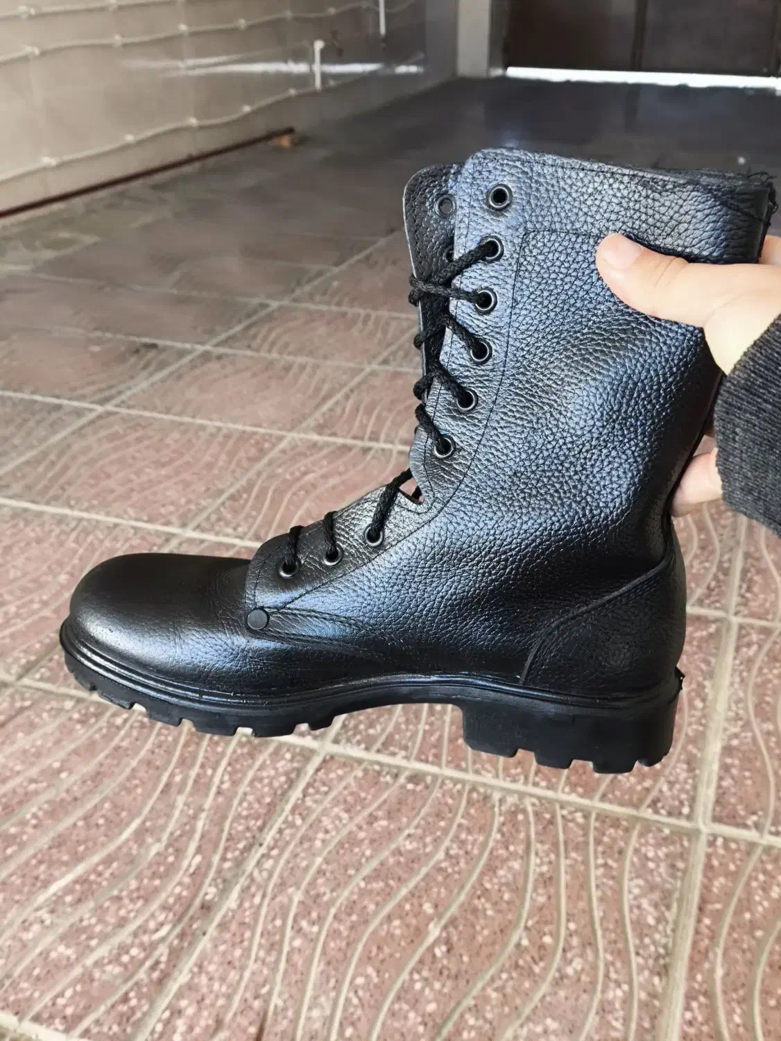 فروش پوتین نو سربازی|کیف، کفش، کمربند|بندر ترکمن, |دیوار