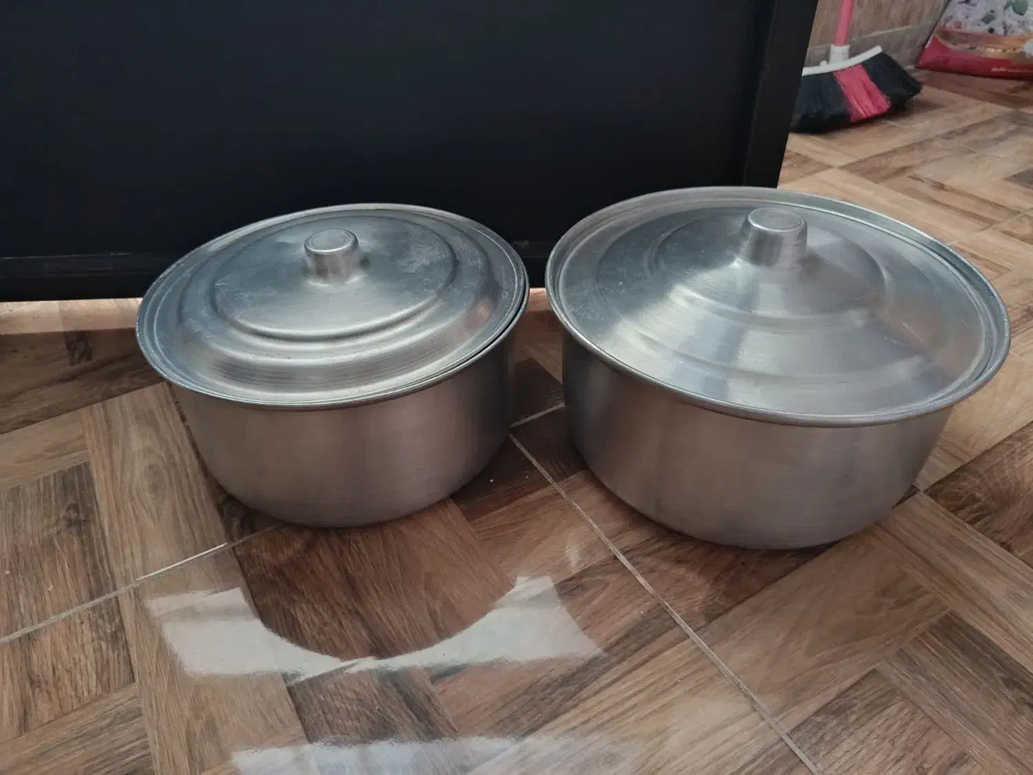 یک جفت قابلمه|ظروف پخت‌وپز|کرمانشاه, |دیوار