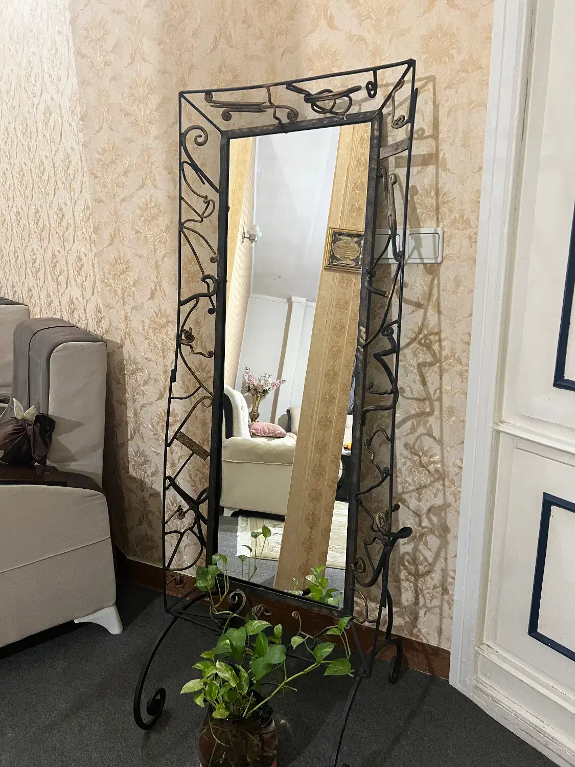 آینه قدی فرفورژه|آینه|رشت, کاکتوس|دیوار