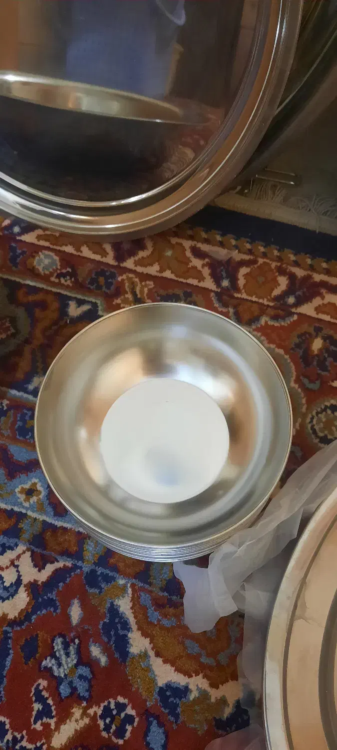 سینی بشقاب و کاسه استیل کاملا نو|ظروف سرو و پذیرایی|اصفهان, جلفا|دیوار