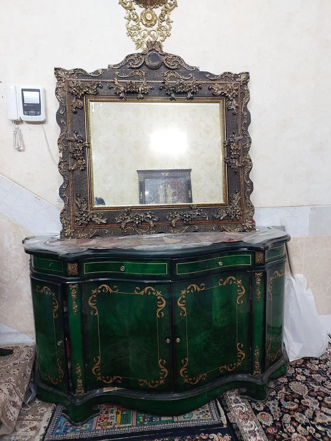 کنسول با آیینه|بوفه، ویترین، کنسول|قم, چهل اختران|دیوار