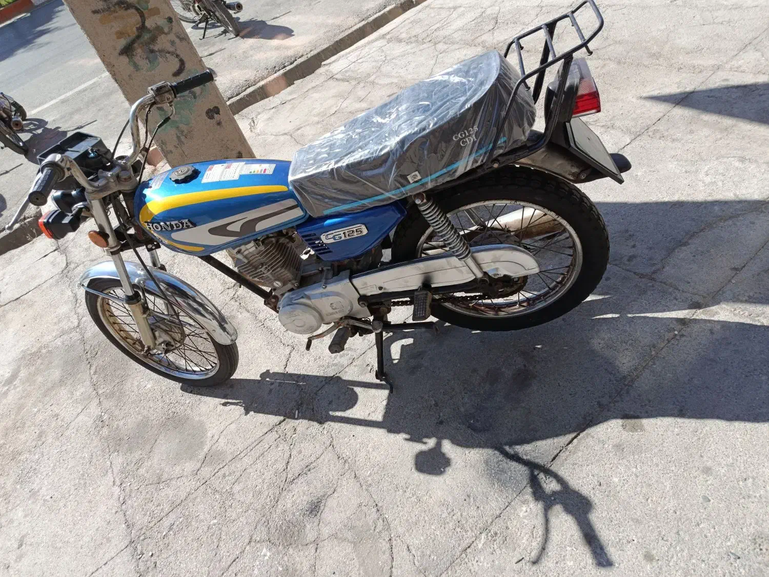 ۳ عدد موتور مزایده|موتورسیکلت|دورود, |دیوار