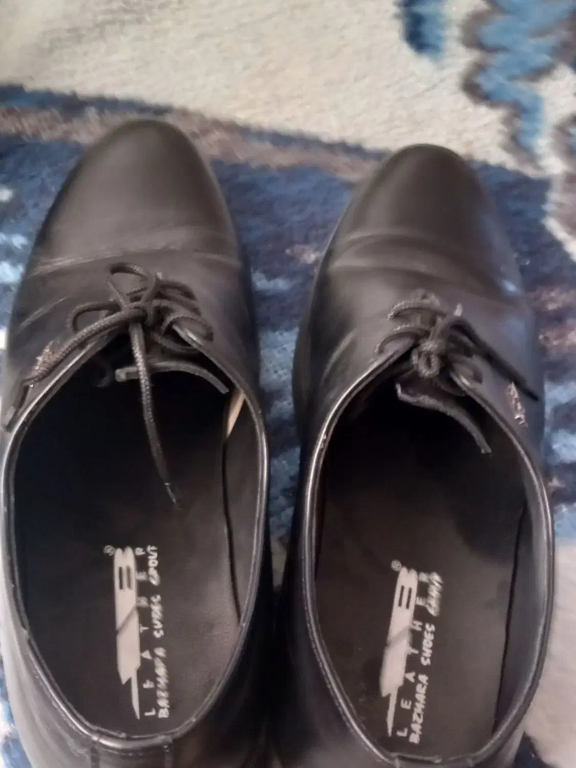 کفش|کیف، کفش، کمربند|مشهد, میان ولایت|دیوار