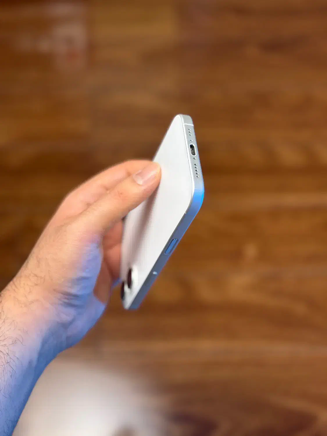 آیفون ۱۶ نرمال|موبایل|رشت, منظریه|دیوار