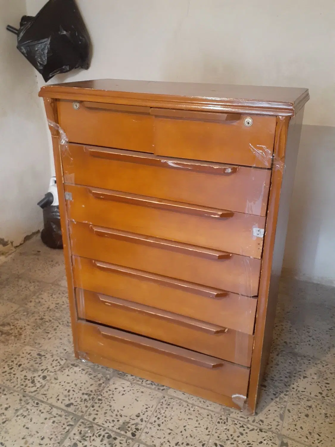 کمد|جاکفشی، کمد، دراور|کرمانشاه, |دیوار