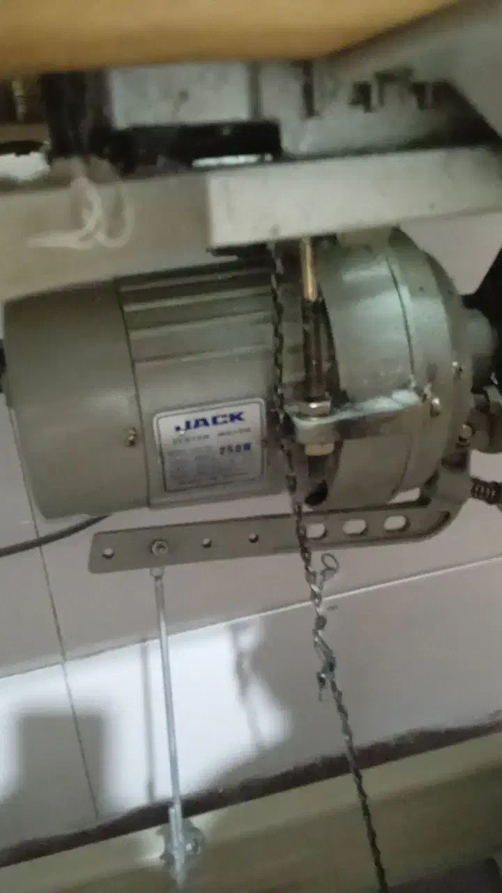 زیگزال جک|چرخ خیاطی و ریسندگی|محمدشهر, محمدشهر|دیوار