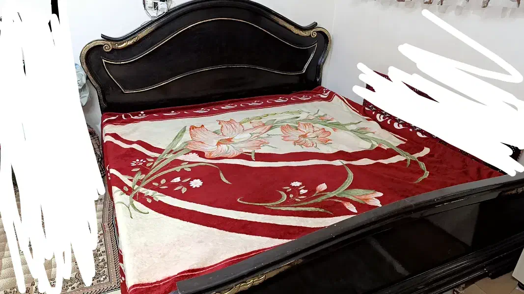 تخت خواب دونفره سلطنتی|تخت و سرویس خواب|تربت‌حیدریه, رجایی|دیوار