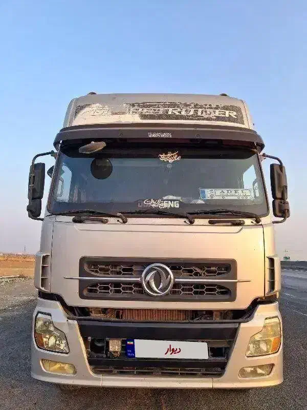 دانگ فنگ  ۸۸ نقره ای.بدون رنگ|خودرو سنگین|صوفیان, |دیوار