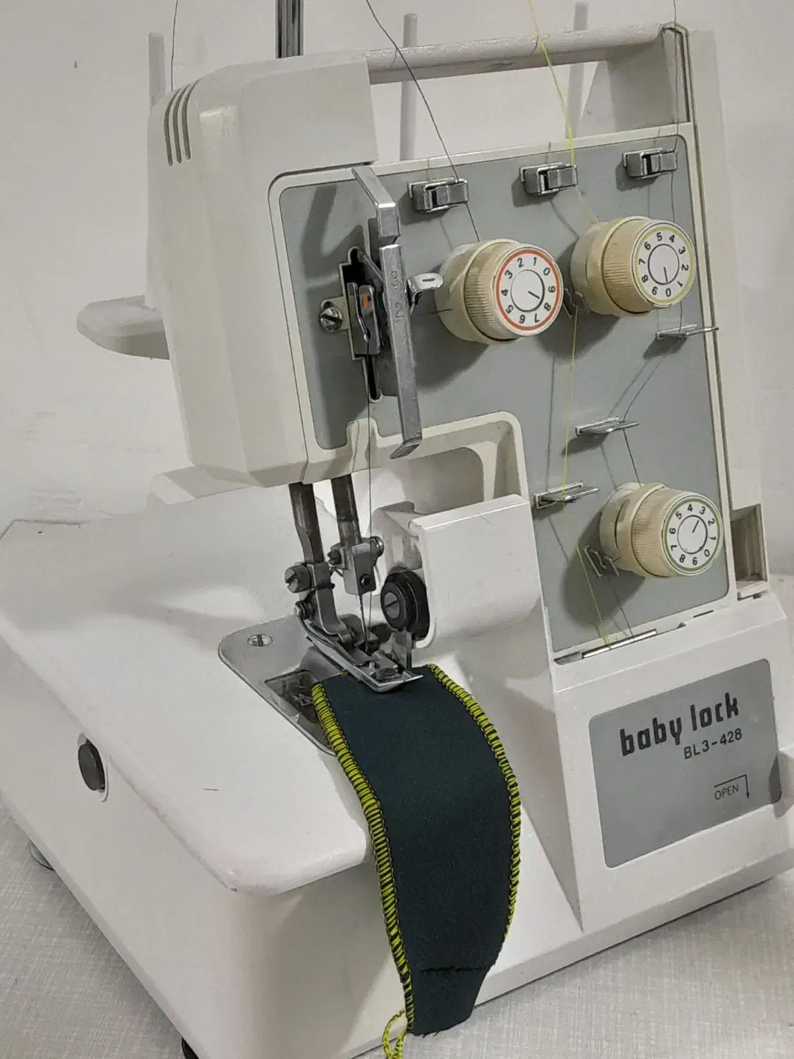 سردوز بابی لوک ژاپن|چرخ خیاطی و ریسندگی|اراک, |دیوار