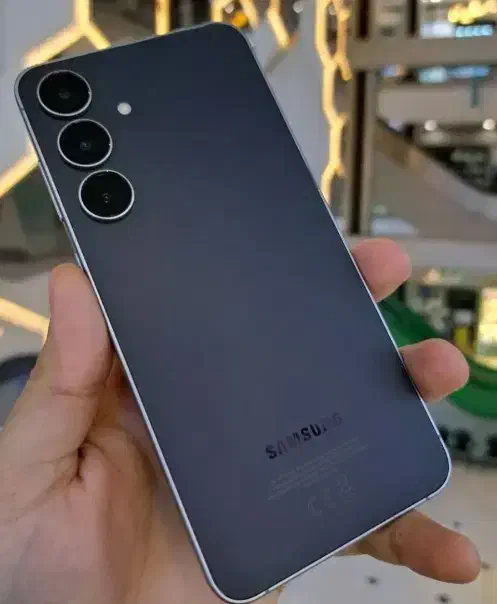 S25 fe|موبایل|کاشان, فاز ۲ ناجی آباد|دیوار