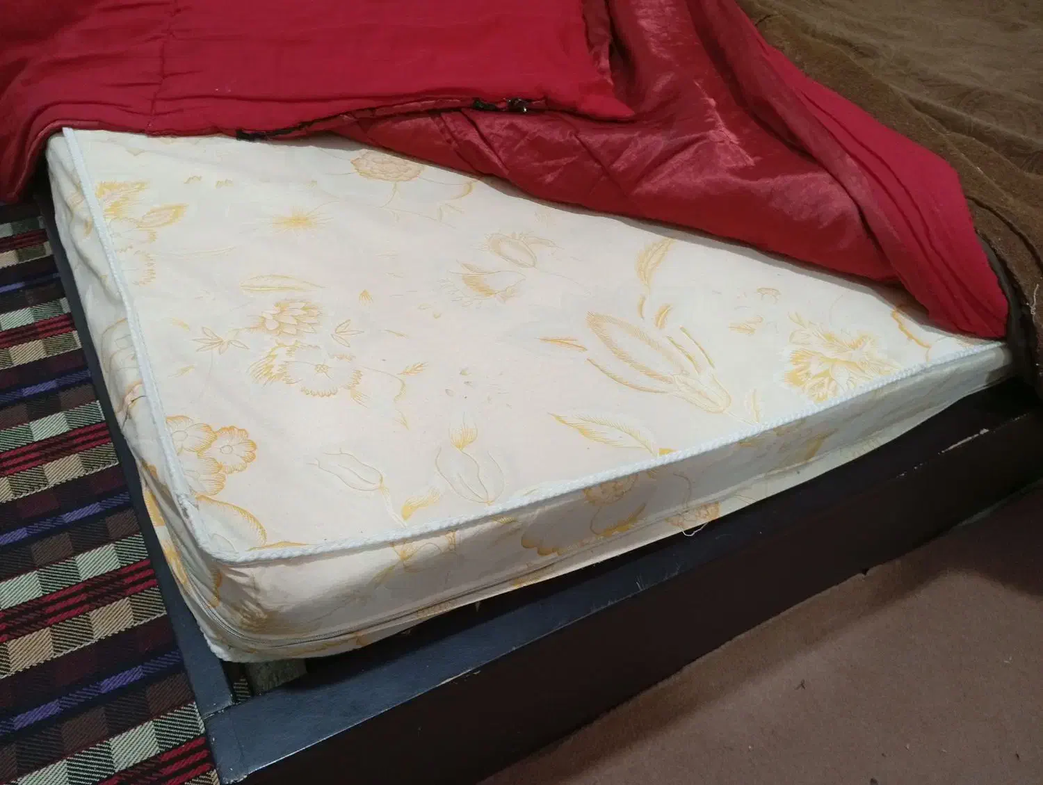 تخت خواب|تخت و سرویس خواب|چناران, |دیوار