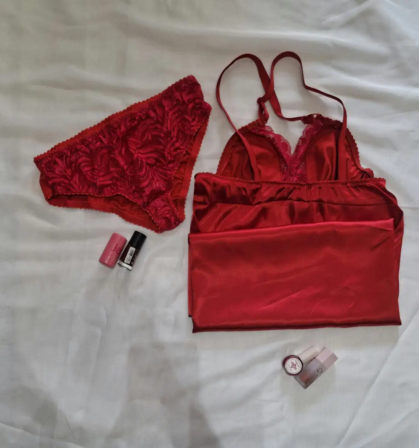 لباس خواب|لباس|زرقان, |دیوار