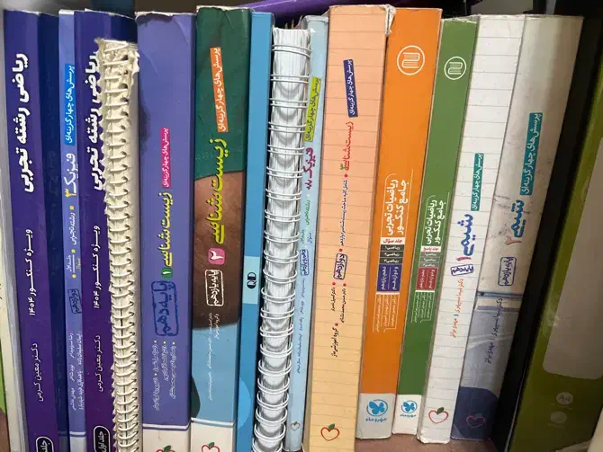 کتاب تست و تشریحی رشته تجربی سه پایه|کتاب و مجله آموزشی|تهران, نیروی هوایی (پیروزی)|دیوار