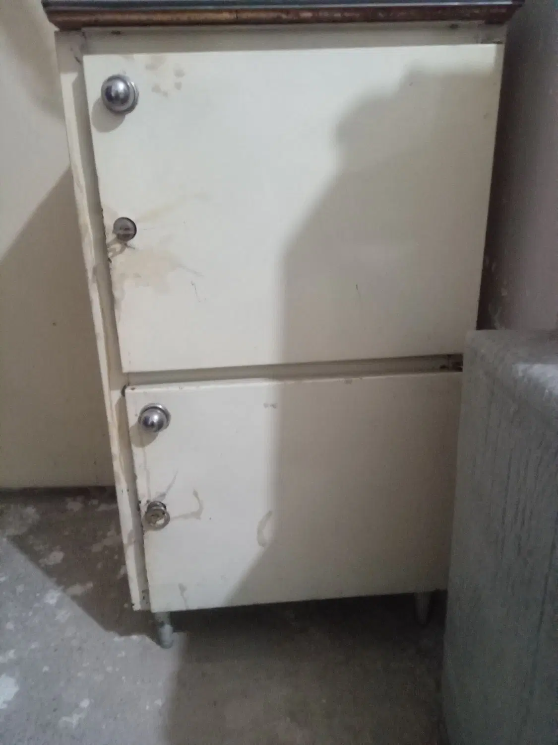 یک زیر سماوری دوطبقه کابینت مدرسه|آبچکان و نظمدهنده ظروف|تهران, تقی آباد|دیوار