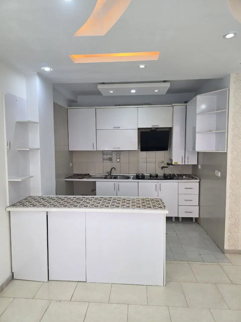 کابینت MDF در حد با تمامی لوازم|مصالح و تجهیزات ساختمان|پرند, فاز ۶|دیوار