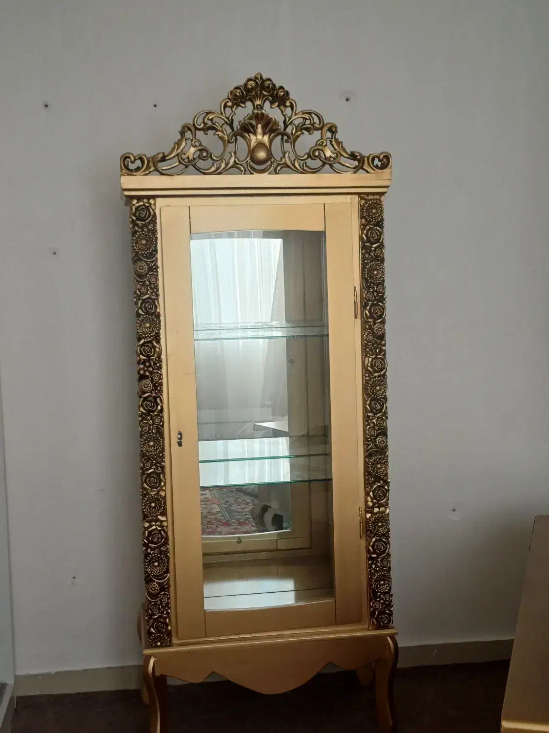 بوفه طلایی رنگ|بوفه، ویترین، کنسول|قزوین, |دیوار