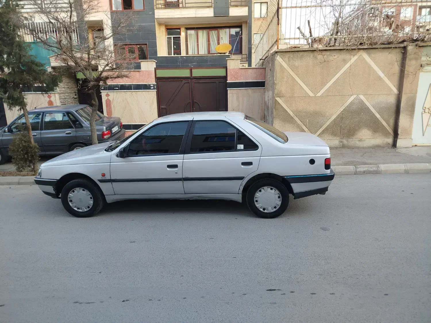 پژو 405|خودرو سواری و وانت|ملایر, |دیوار